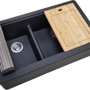 Self-Trimming Titan Farmhouse